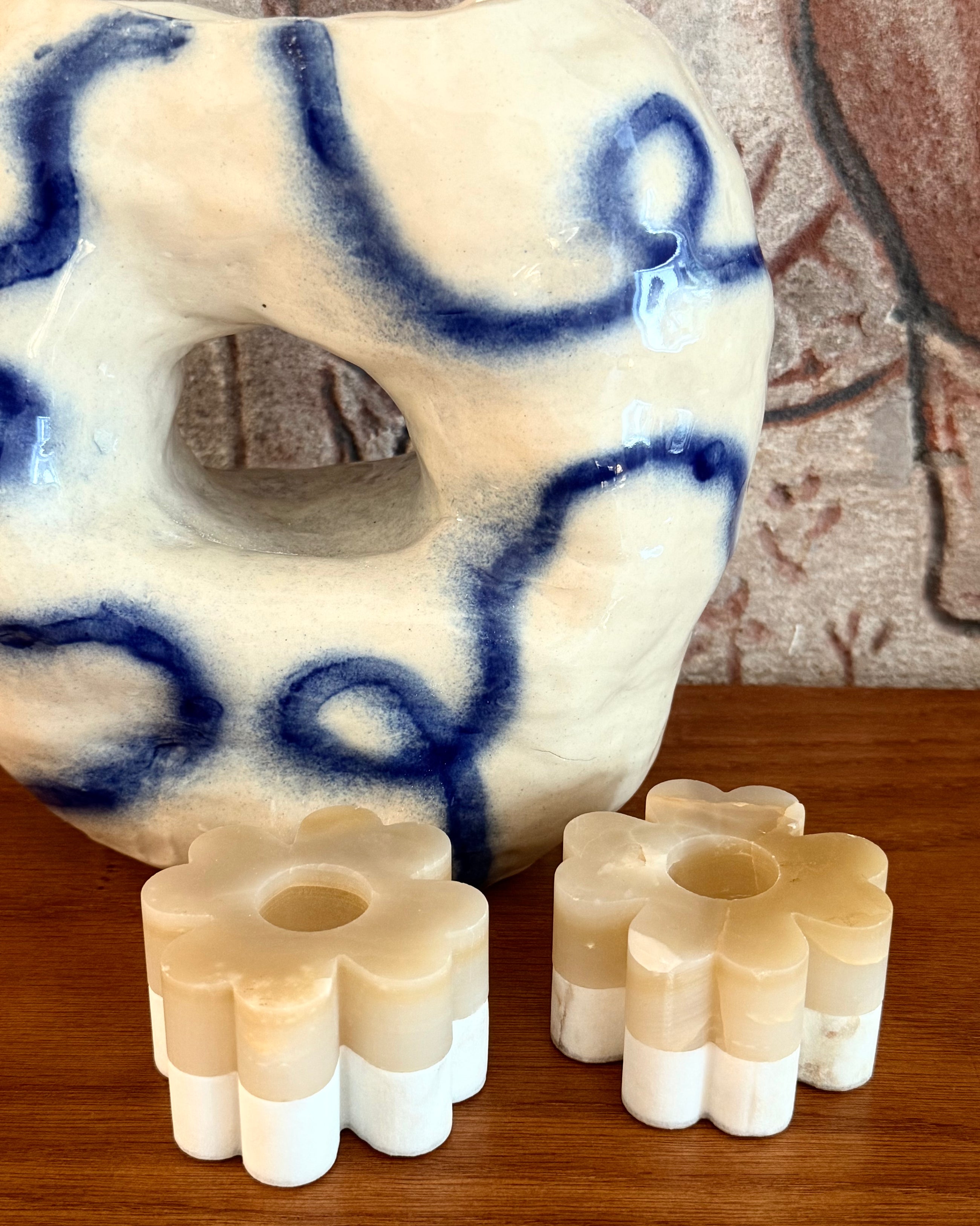 Set of 2 Clover Candleholders