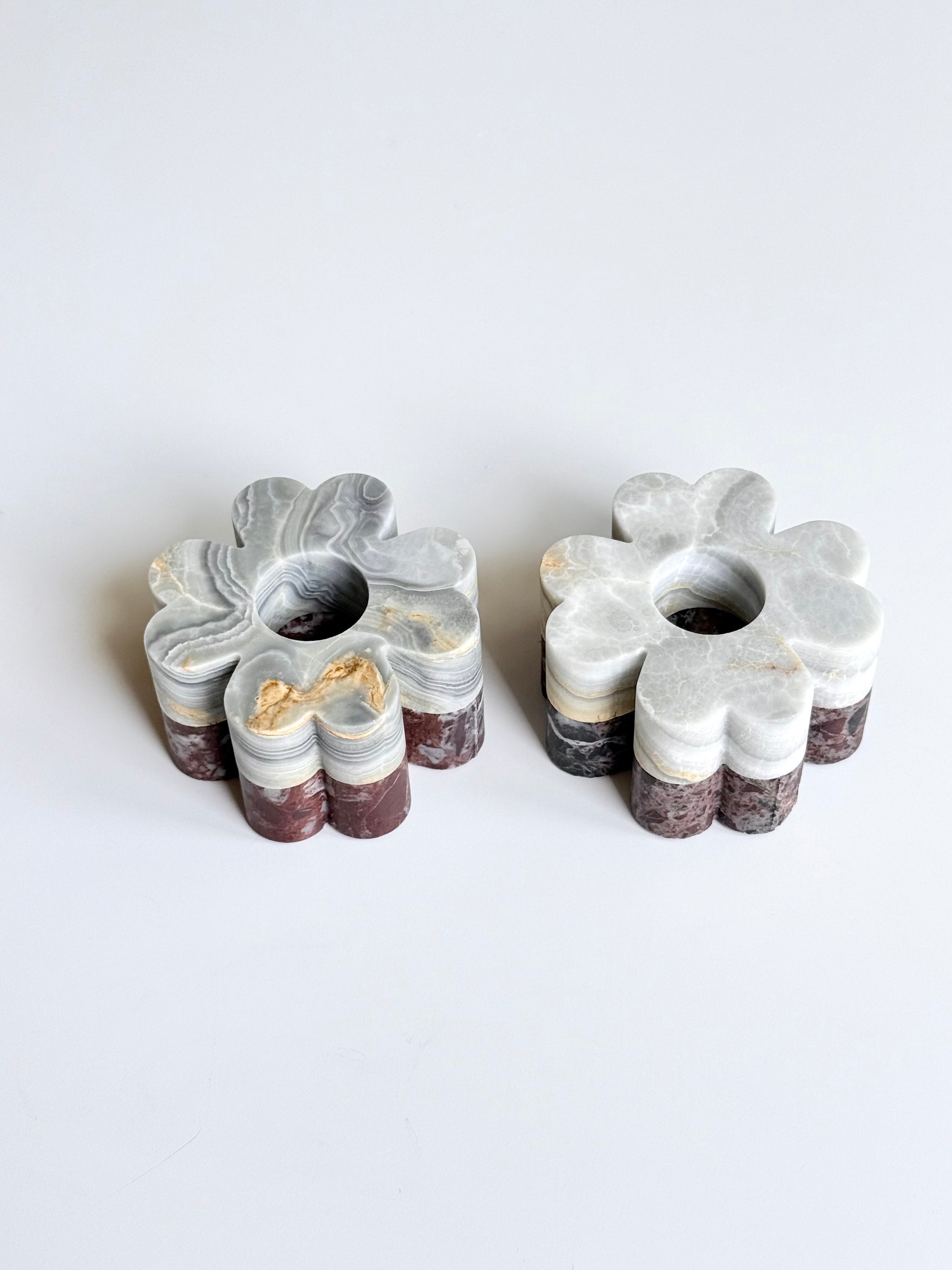 Set of 2 Clover Candleholders