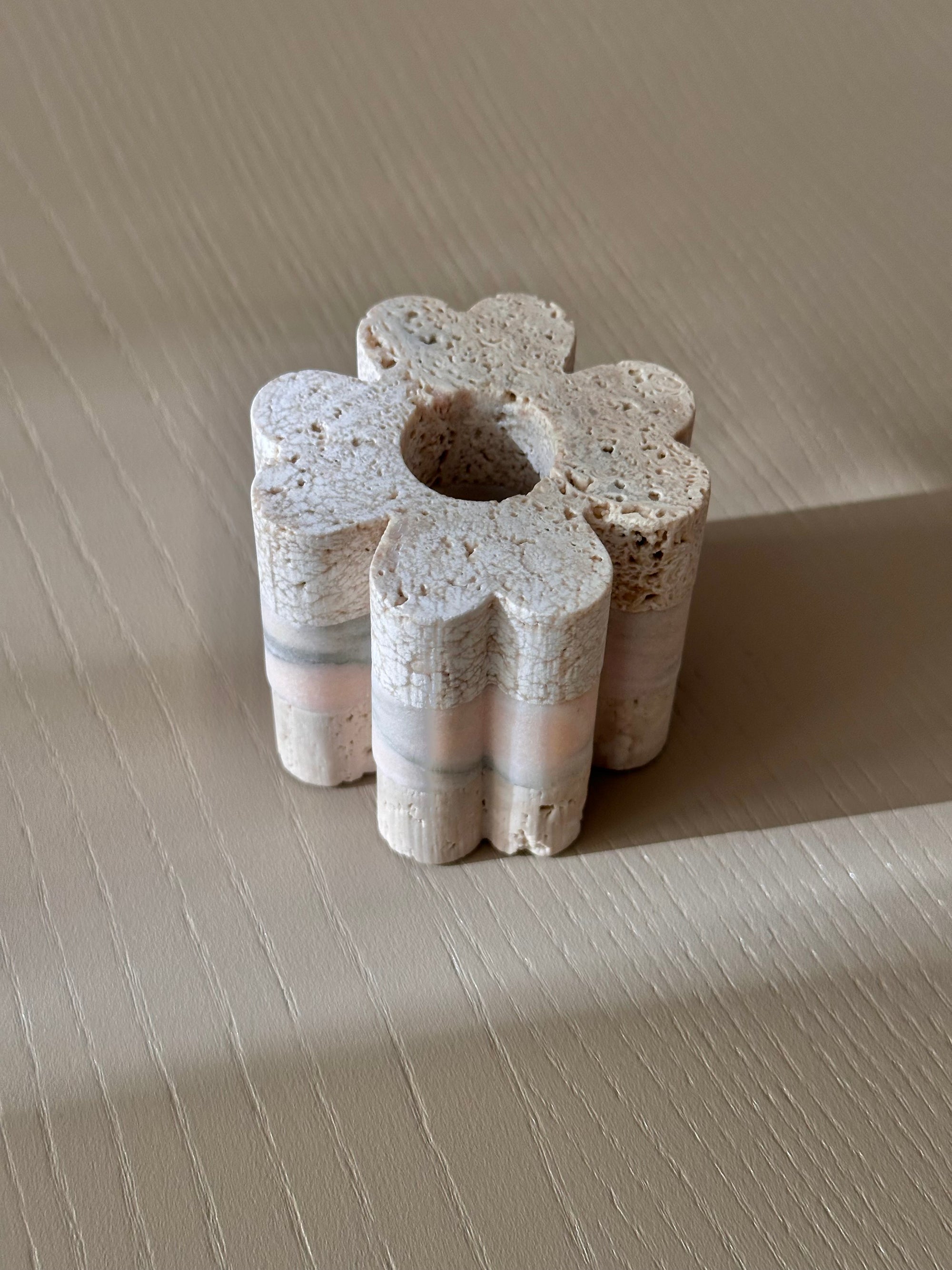 Clover Candleholder