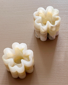 Set of 2 Clover Candleholders