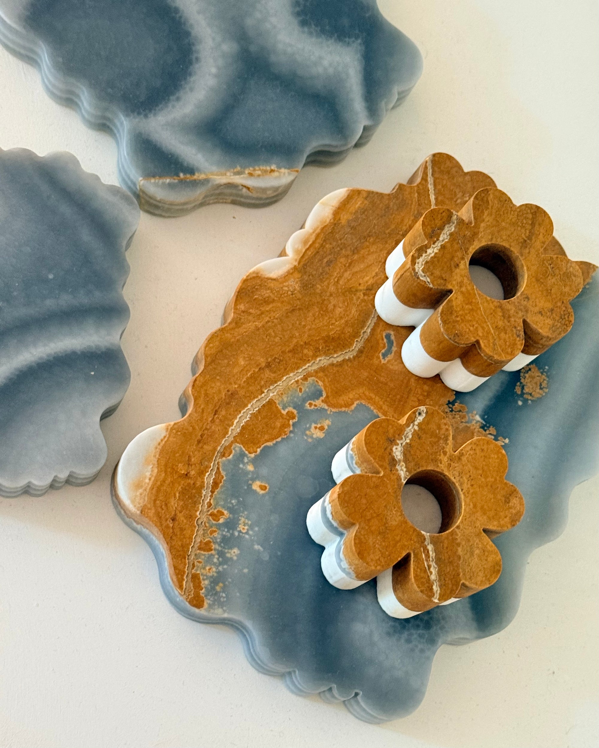 Set of 2 Clover Candleholders