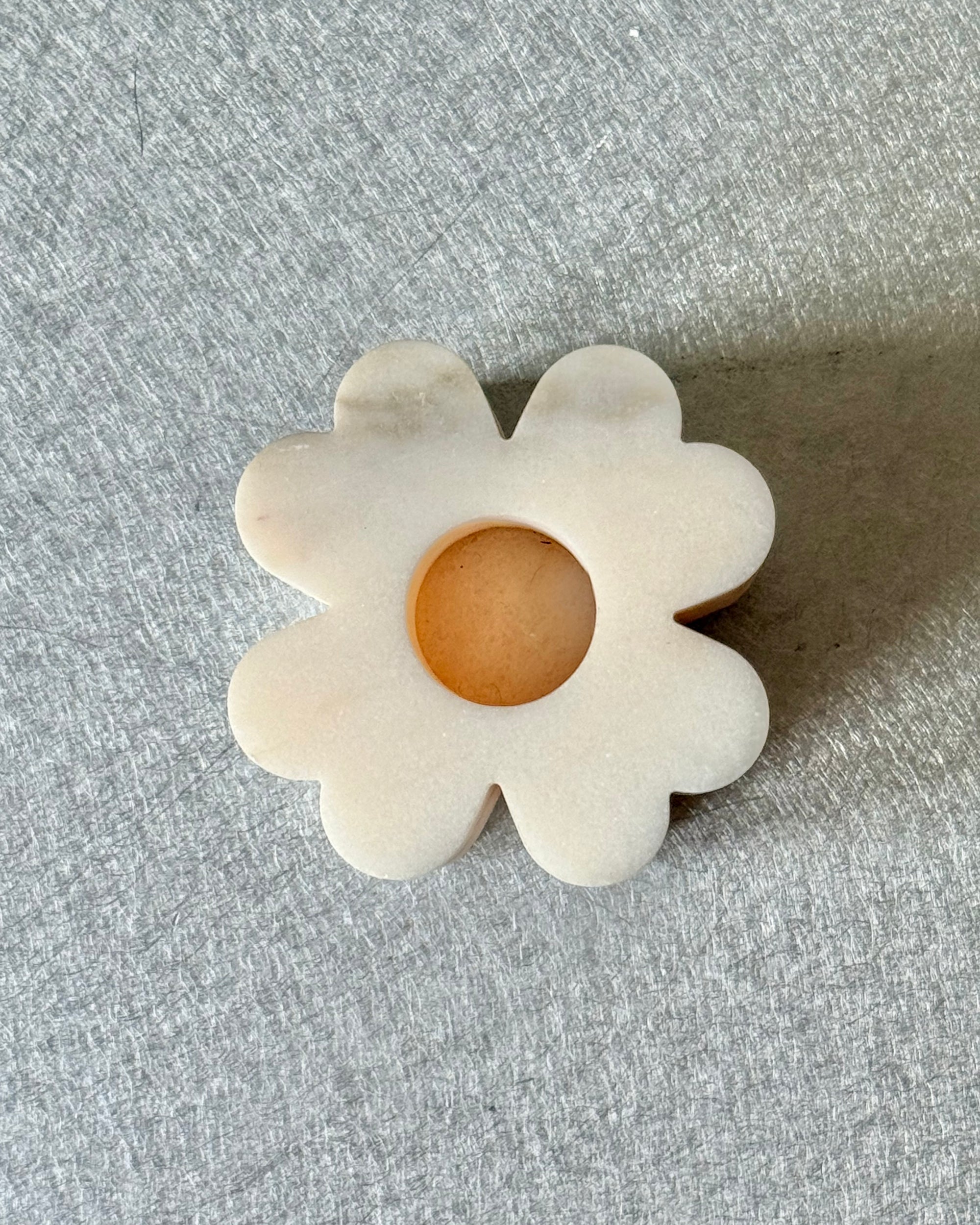 Clover Candleholder