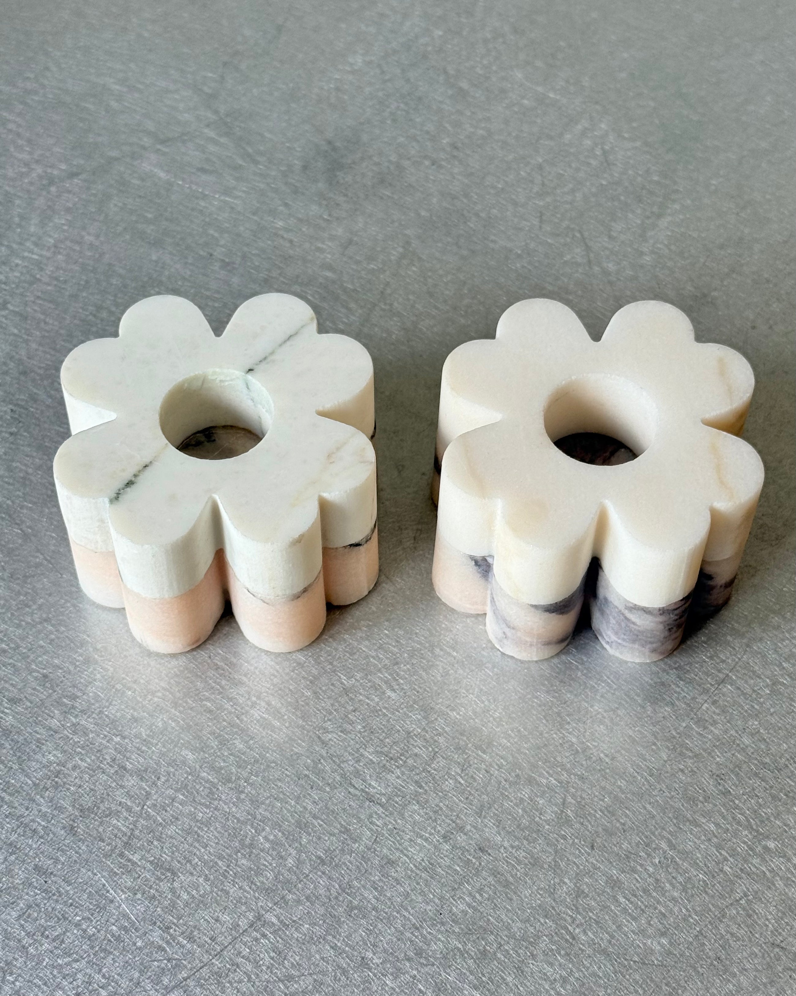 Set of 2 Clover Candleholder