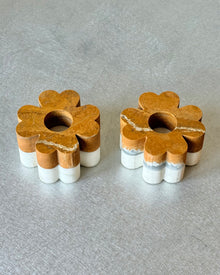 Set of 2 Clover Candleholders