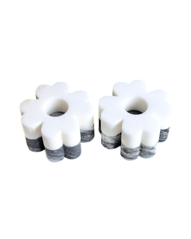 Set of 2 Clover Candleholders